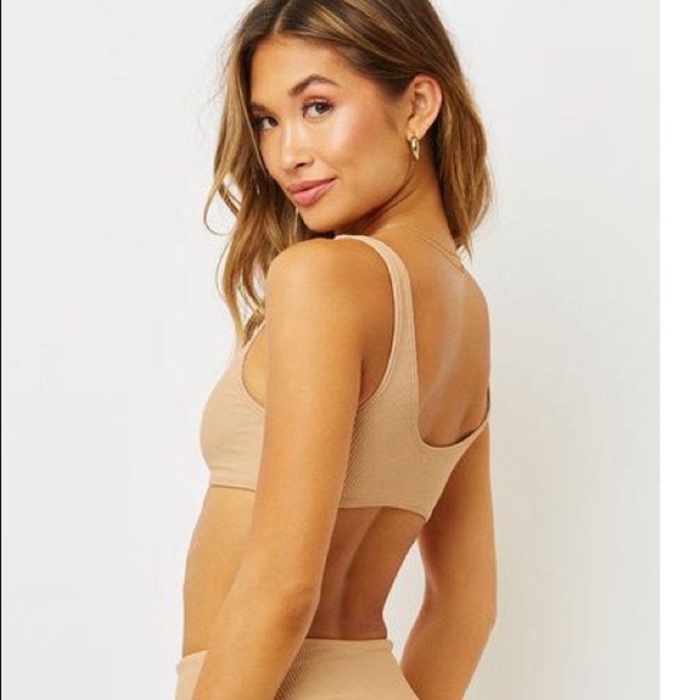 Frankie’s Bikinis Beige Top